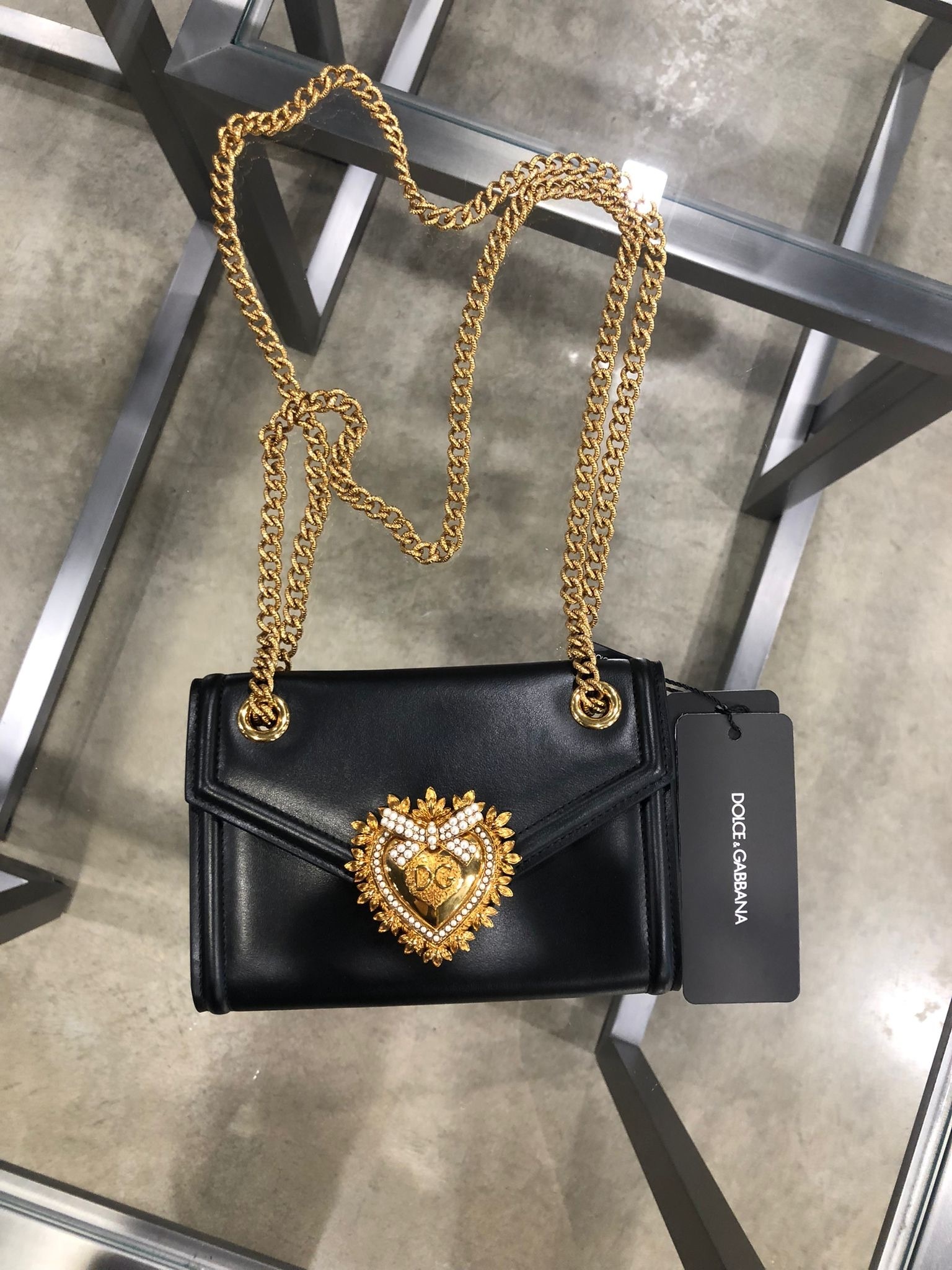 【D&G】ドルチェ＆ガッバーナ チェーンショルダーバッグ