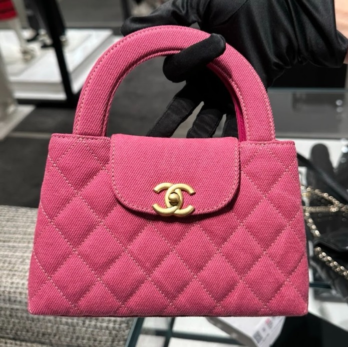 デニムピンクがお洒落☆【CHANEL】ハンドバッグ
