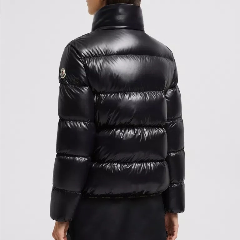 【MONCLER】\"ABBADIA\"光沢ナイロンショートダウンジャケット/4色