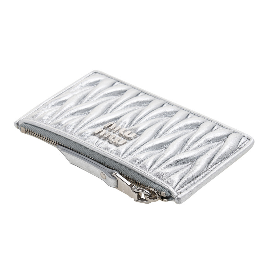 《MIU MIU》 5MB060 2FPP F0118 マテラセ カードウォレット