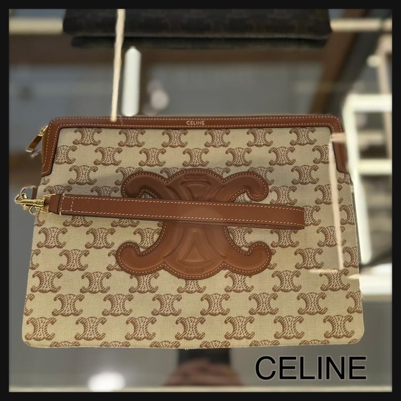 【CELINE】直営/正規店 トリオンフ ストラップ付 スモールポーチ