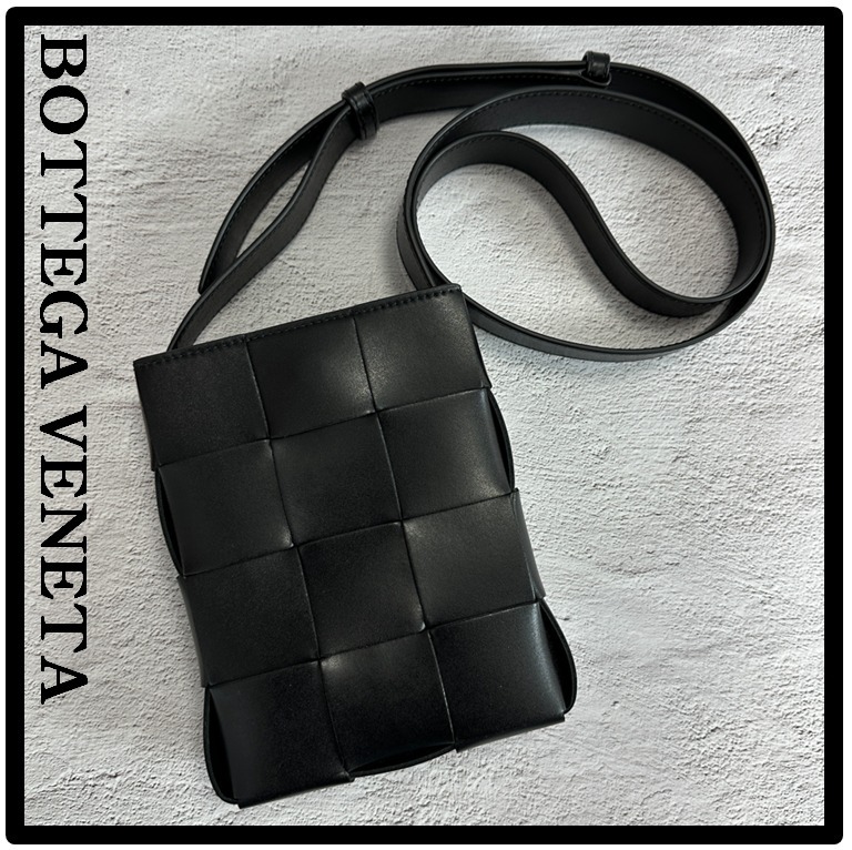 ☆関税込☆BOTTEGA VENETA★カセット フォンポーチ バッグ★