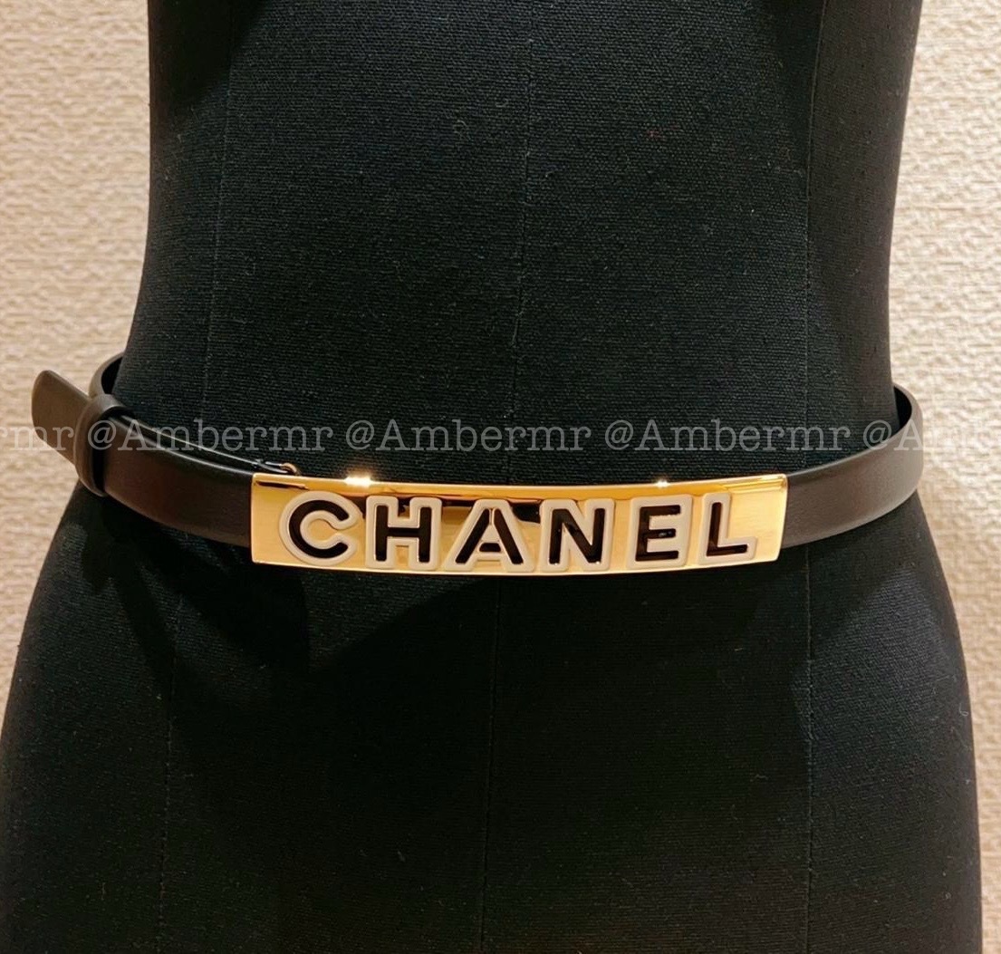 24A CHANEL CCロゴ ベルト ゴールドバックルのデザインが大活躍
