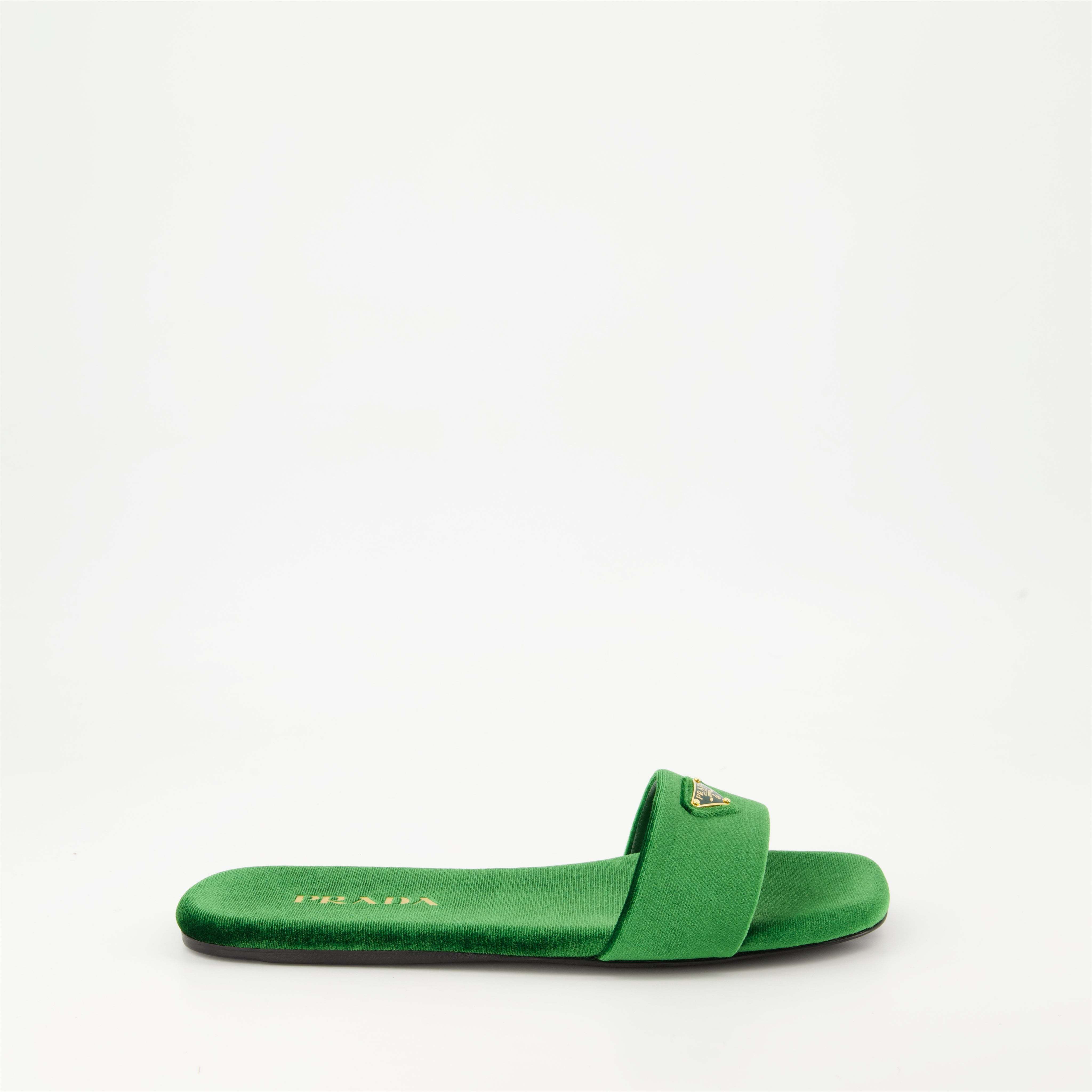 シューズ・サンダルその他 PRADA Flip-flops and thongs