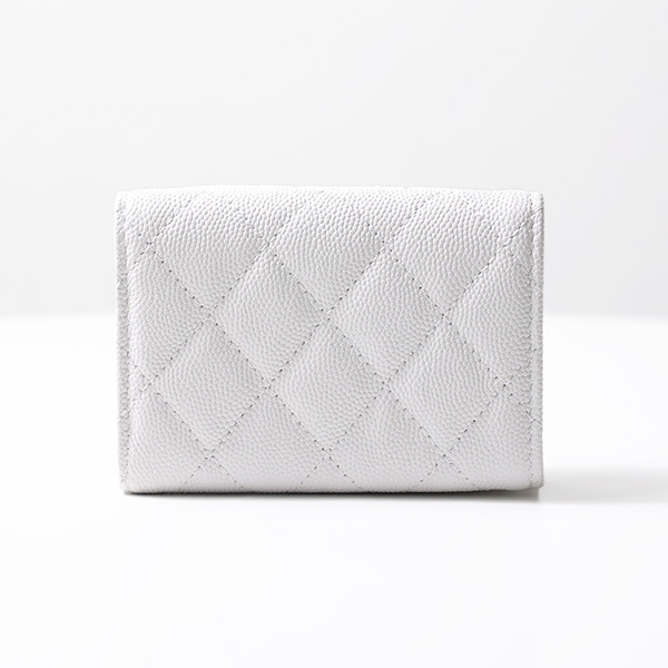 CHANEL シャネル 三つ折り財布 折りたたみ財布 ミニ財布 レザー
