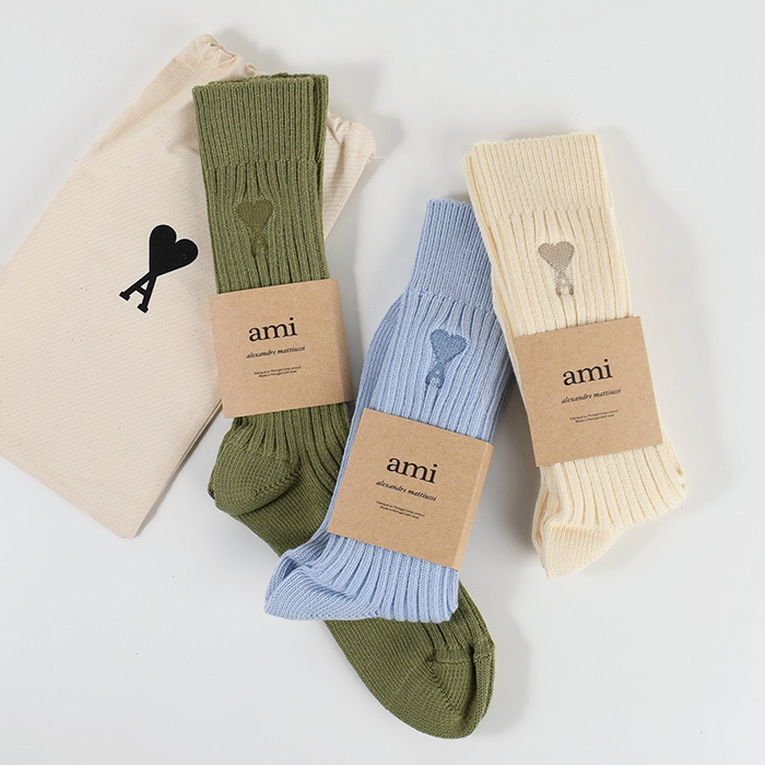 【国内即発】AMI PARIS コットンブレンド プレーンソックス