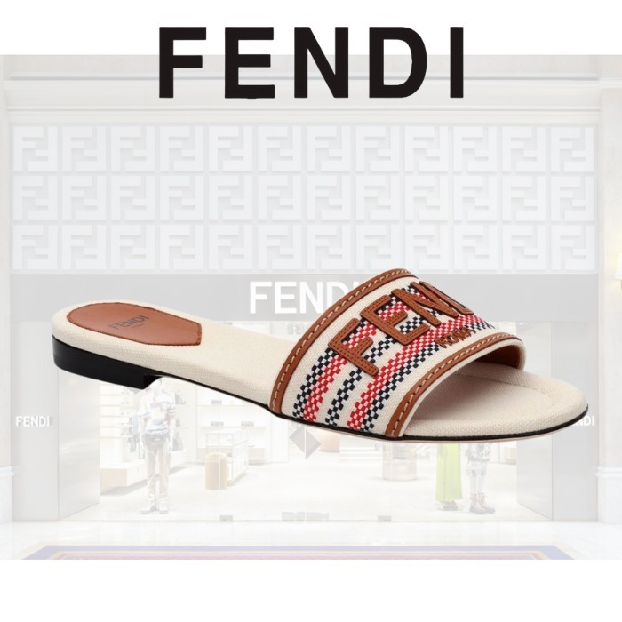 アウトレット【FENDI】シグネチャー スライドサンダル WHITE