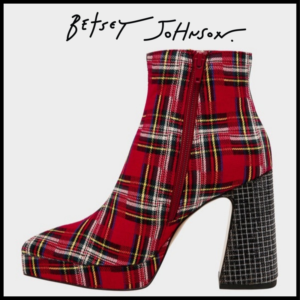 ★Betsey Johnson★海外セレブに大人気★RAYLAN★ブーツ