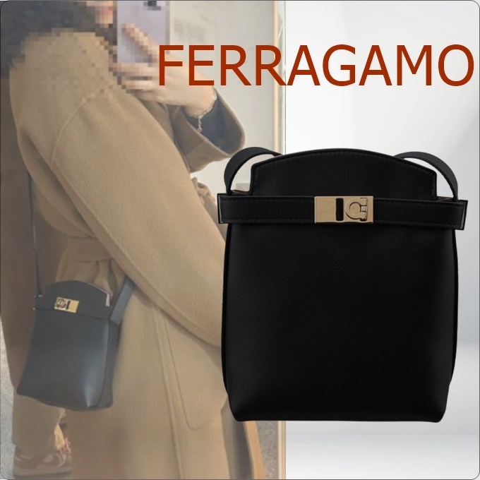 ♦Ferragamo♦HUG ハグ スマートフォンケース☆