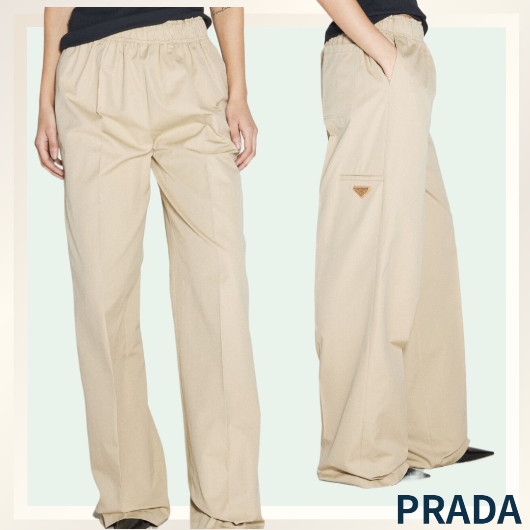 シンプルな【PRADA】ロゴプレート キャンバスパンツ コットン製