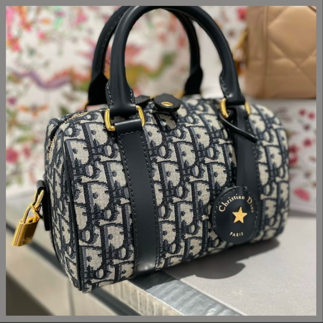 【トレンド感溢れる★】Dior Groove 20 バッグ スモール