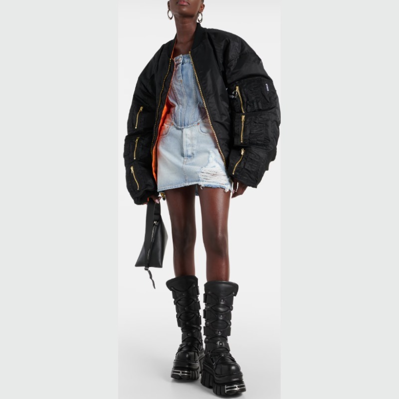 VETEMENTS ヴェトモン ミニスカート ユーズド加工デニム VETEMENTS ヴェトモン ミニスカート ユーズド加工デニム