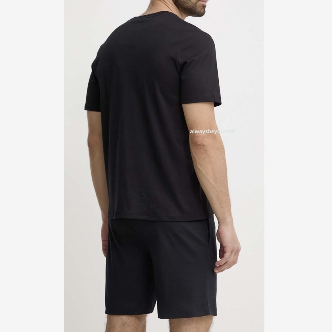 BOSS★ダブルモノグラム Tシャツ ハーフパンツ セット BOSS ダブルモノグラム Tシャツ ハーフパンツ セット (Hugo Boss