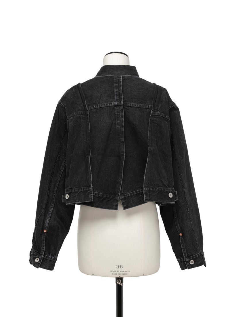 《スタイリッシュなデザイン》【sacai】の デニムジャケット