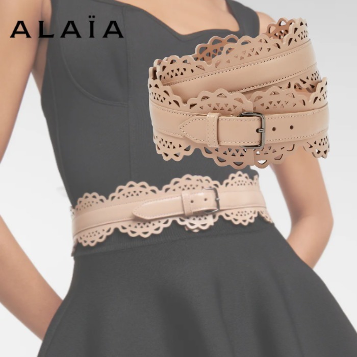 【ALAIA】レーザーカット レザー コルセットベルト ベージュ