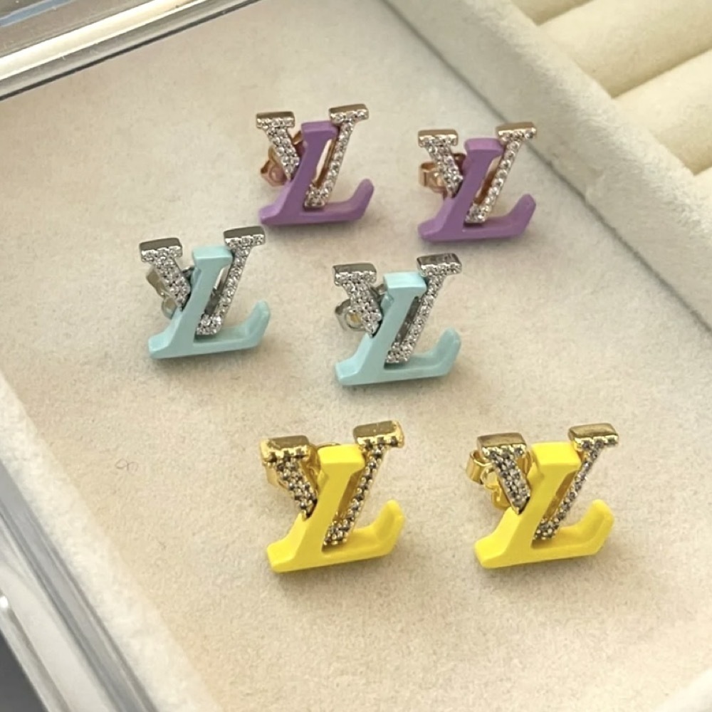 可愛い☆【LOUIS VUITTON】ピアス LV アイコニック スィーティー