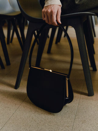【Atelier de LUMEN】Lune Forme Bag★日本未入荷★韓国人気 Atelier de LUMEN】Lune Forme Bag☆日本未入荷☆韓国人気
