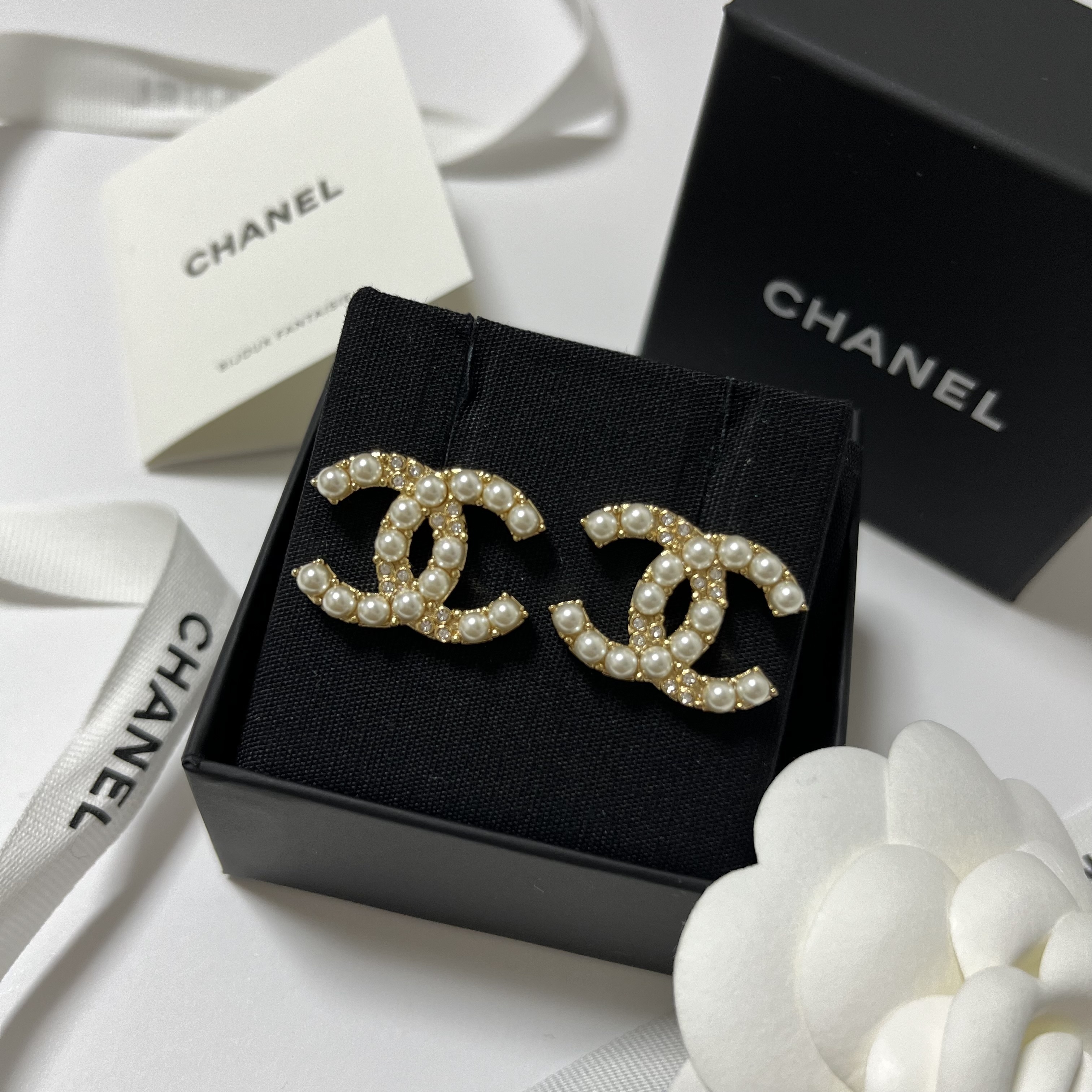 【国内即発】≪chibi jewels≫タイロナ プレート ピアス 国内即発】≪chibi jewels≫タイロナ プレート ピアス