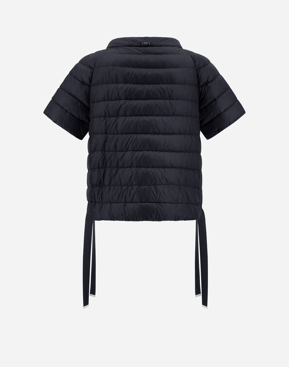 《送料無料》 HERNO NYLON ULTRALIGHT CAPE JACKET