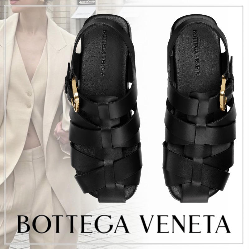 大注目 BOTTEGA VENETA◆Alfie レザー フィッシャーマンサンダル