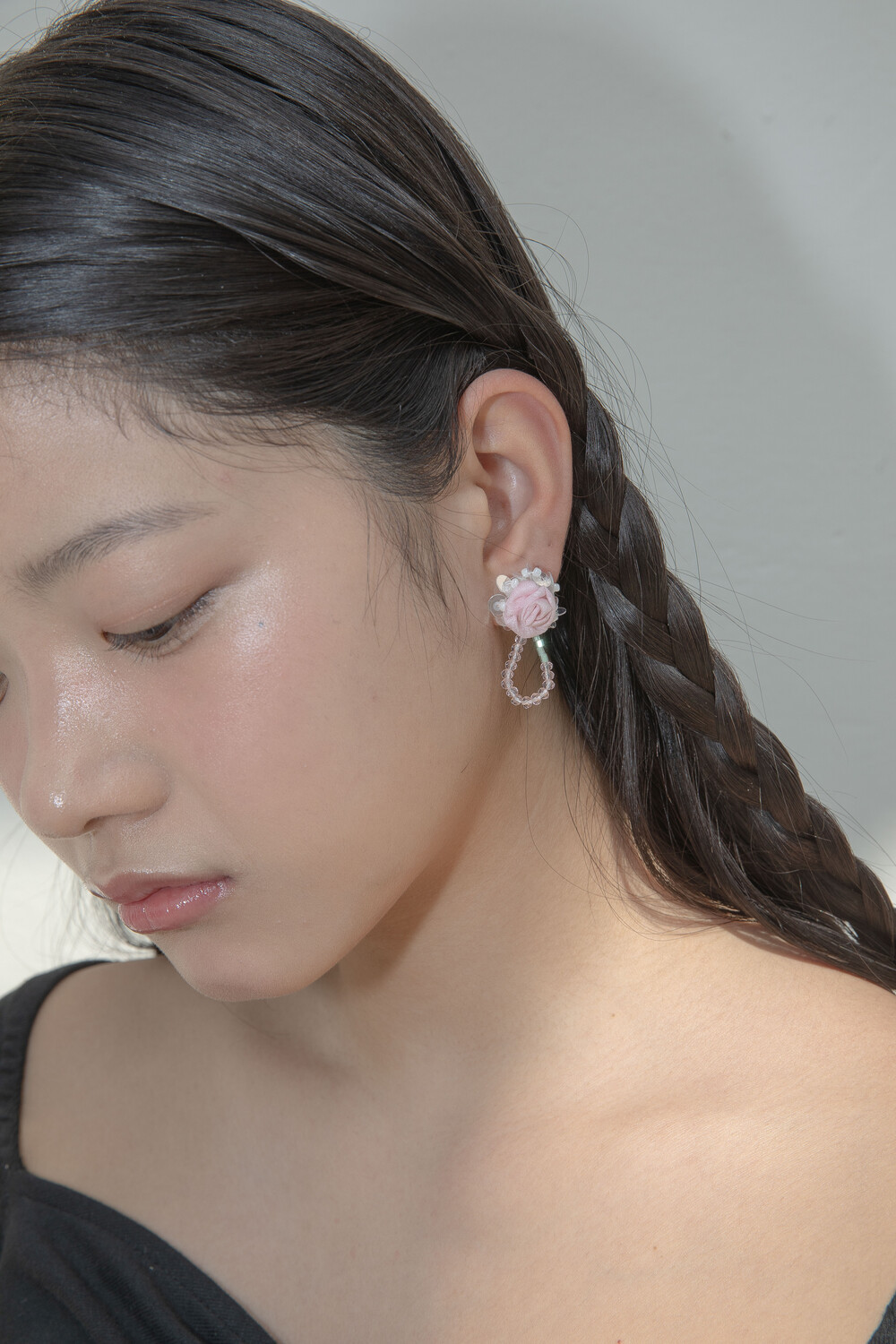 《DIMANCHE》 BEADS ROSE EARRINGS