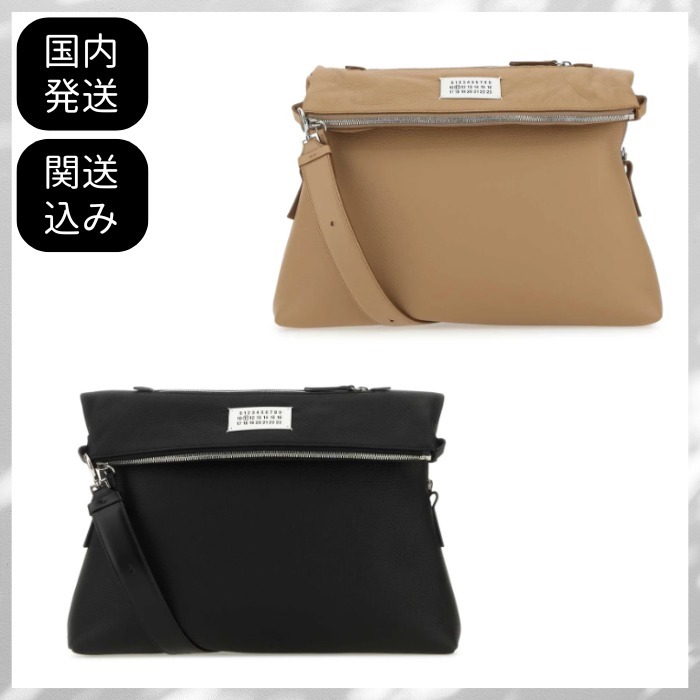【Maison Margiela】 ロゴパッチ ジップ付きショルダーバッグ
