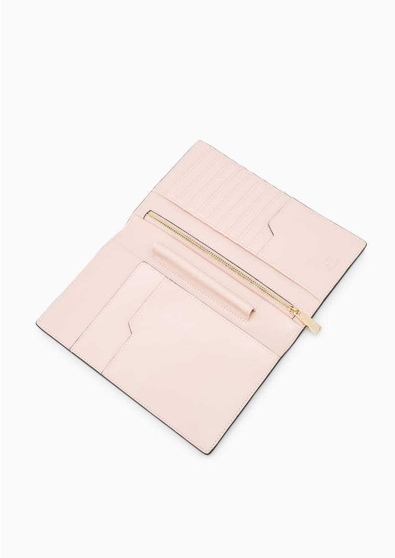 日本未発売!!《LYN》Essential Traveller ロングウォレット
