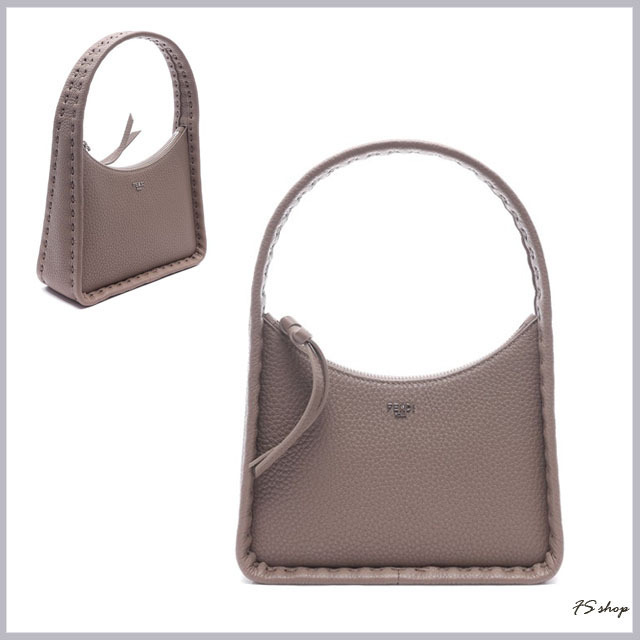 FENDI(フェンディ)正規品/関税送料込み MINI FENDESSENCE BAG
