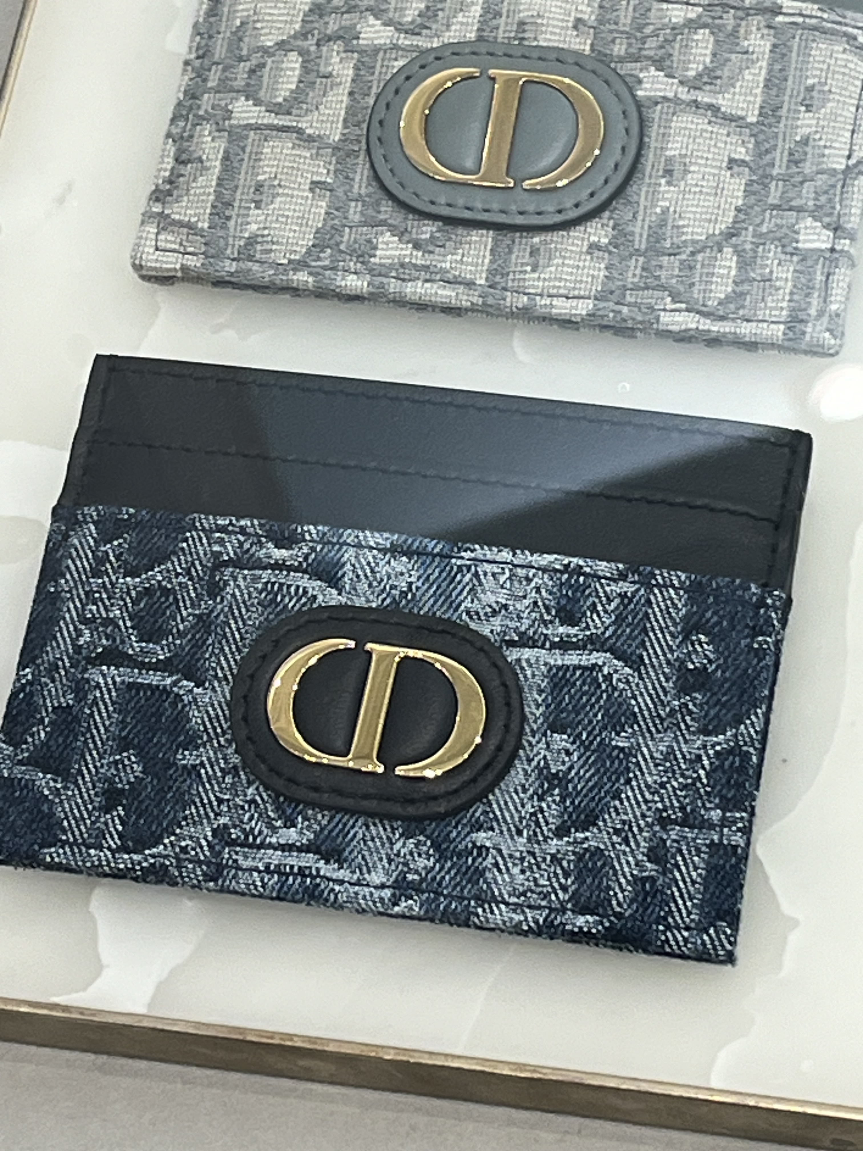 スピード配送◆送込【DIOR】30 Montaigne Freesia*カードケース Dior(ディオール)◇30 Montaigne Freesia カードホルダー☆税込