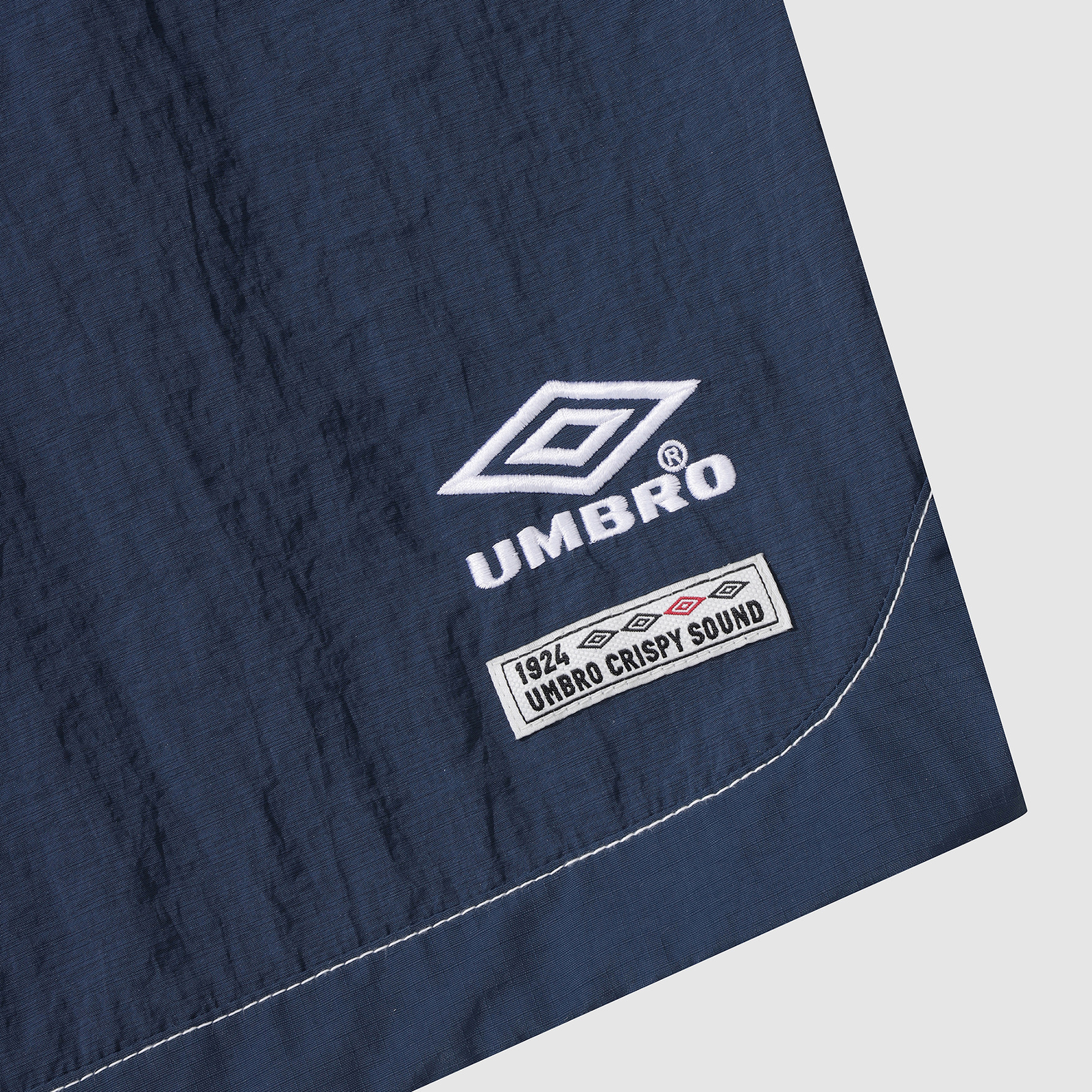 【UMBRO】CRISPY TASLAN LONG-SLEEVED PISTE ★送料・関税込★ UMBRO】CRISPY TASLAN LONG-SLEEVED PISTE ☆送料・関税込☆