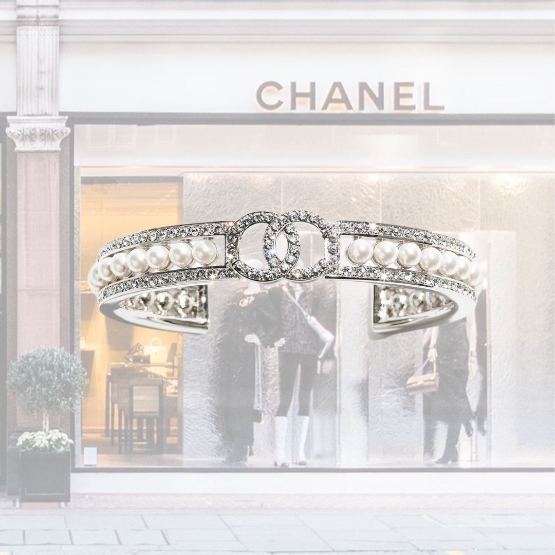 【CHANEL】バングル CCロゴ シルバー パール 水着に合う 24SS