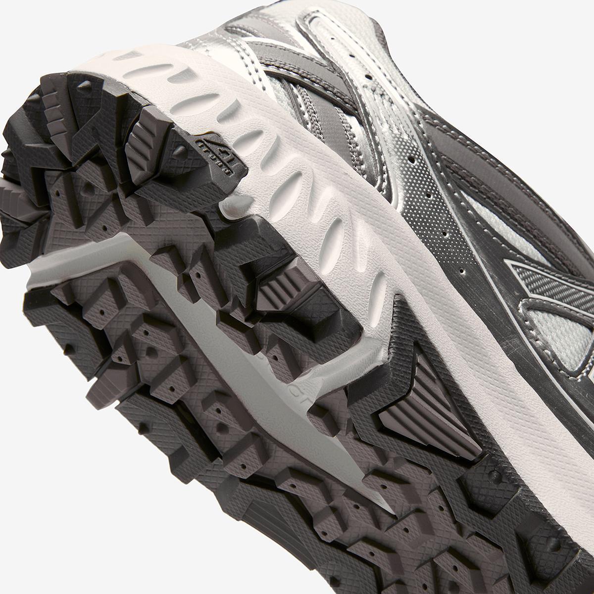 《☆超人気☆》☆New Balance☆MT410KM5 (Uni, 2E)☆Silver