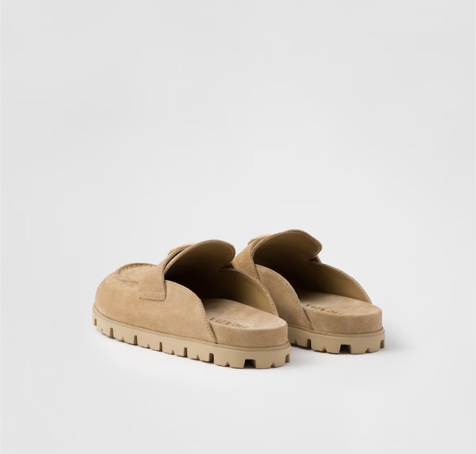 《送料無料》 PRADA Suede sabots