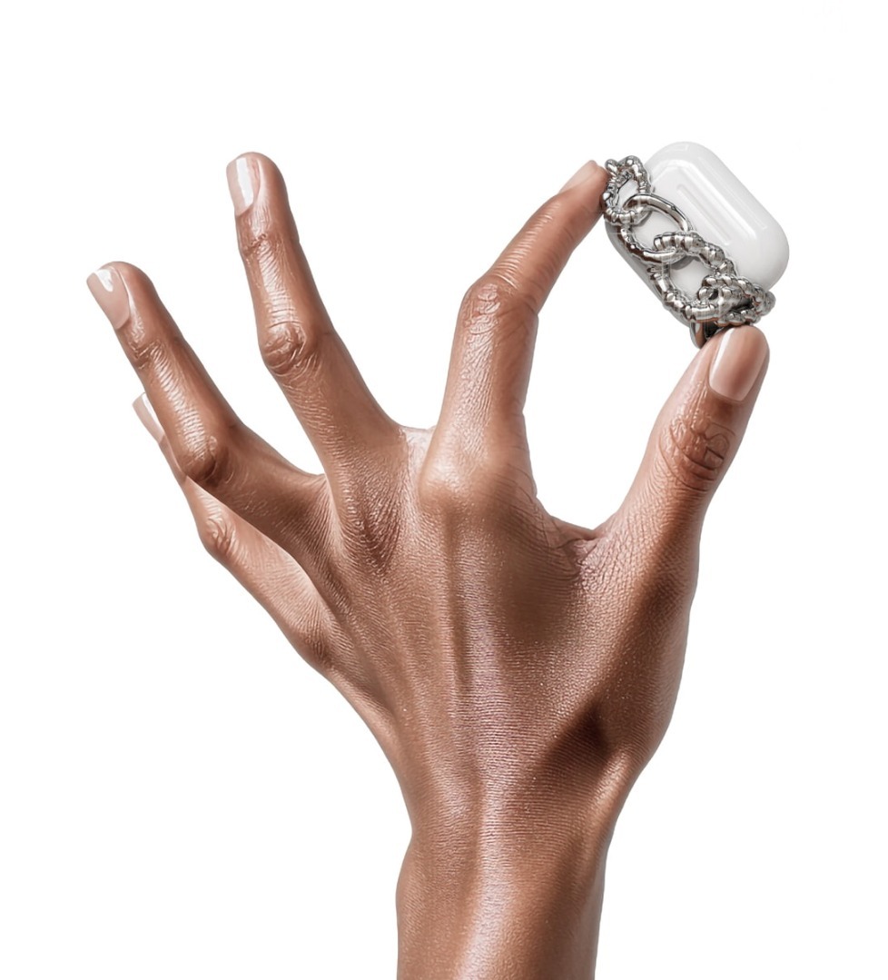 ☆韓国の人気☆韓国雑貨☆【ANDAASH】☆Airpods LAS 01 SILVER☆ Airpods LAS 01 SILVER - ANDAASH Unique Contemporary AirPods