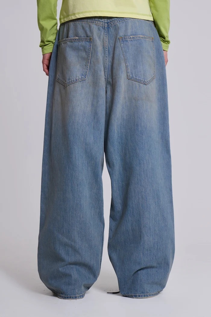 ◆JADED LONDON◆バーガンディウォッシュ XL コロッサスジーンズ Shop Light Wash Blade XL Colossus Jeans | Jaded London