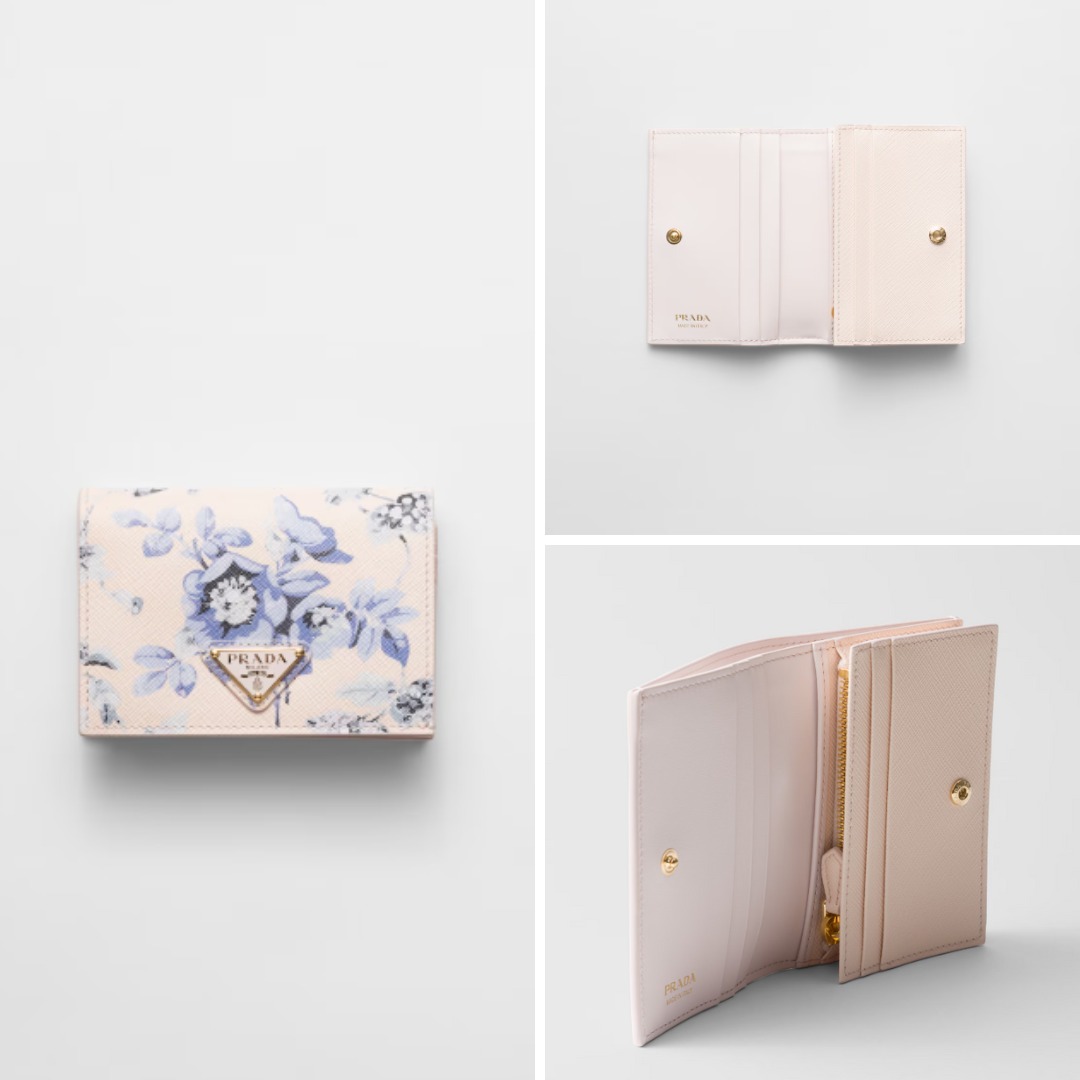 《送料無料》 PRADA Small printed Saffiano leather wallet