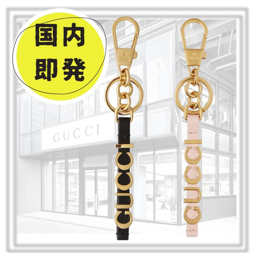 【GUCCI】GUCCI スクリプト キーチェーン 国内即発*GUCCI*グッチ*スクリプト キーチェーン