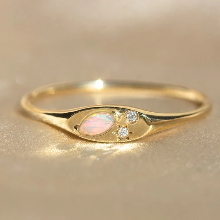 【Local Eclectic】9K Opal and Diamond Signetリング