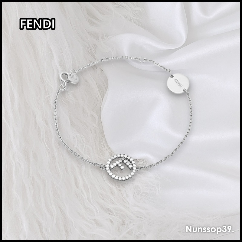 《FENDI》 FF ロゴ ブレスレット