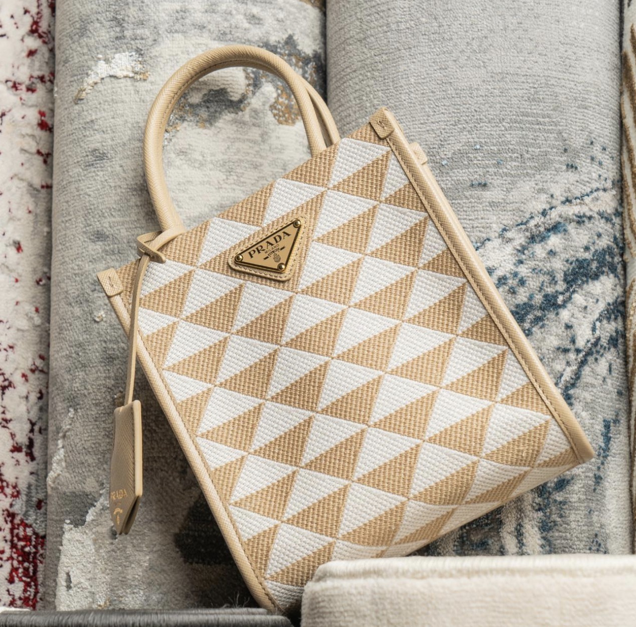 【PRADA】新作セール！ロゴ キャンバス ショルダー 2WAYバッグ