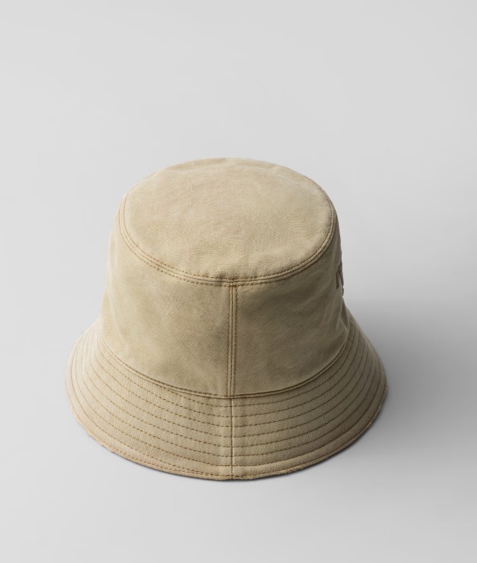 《送料無料》 PRADA Canvas bucket hat