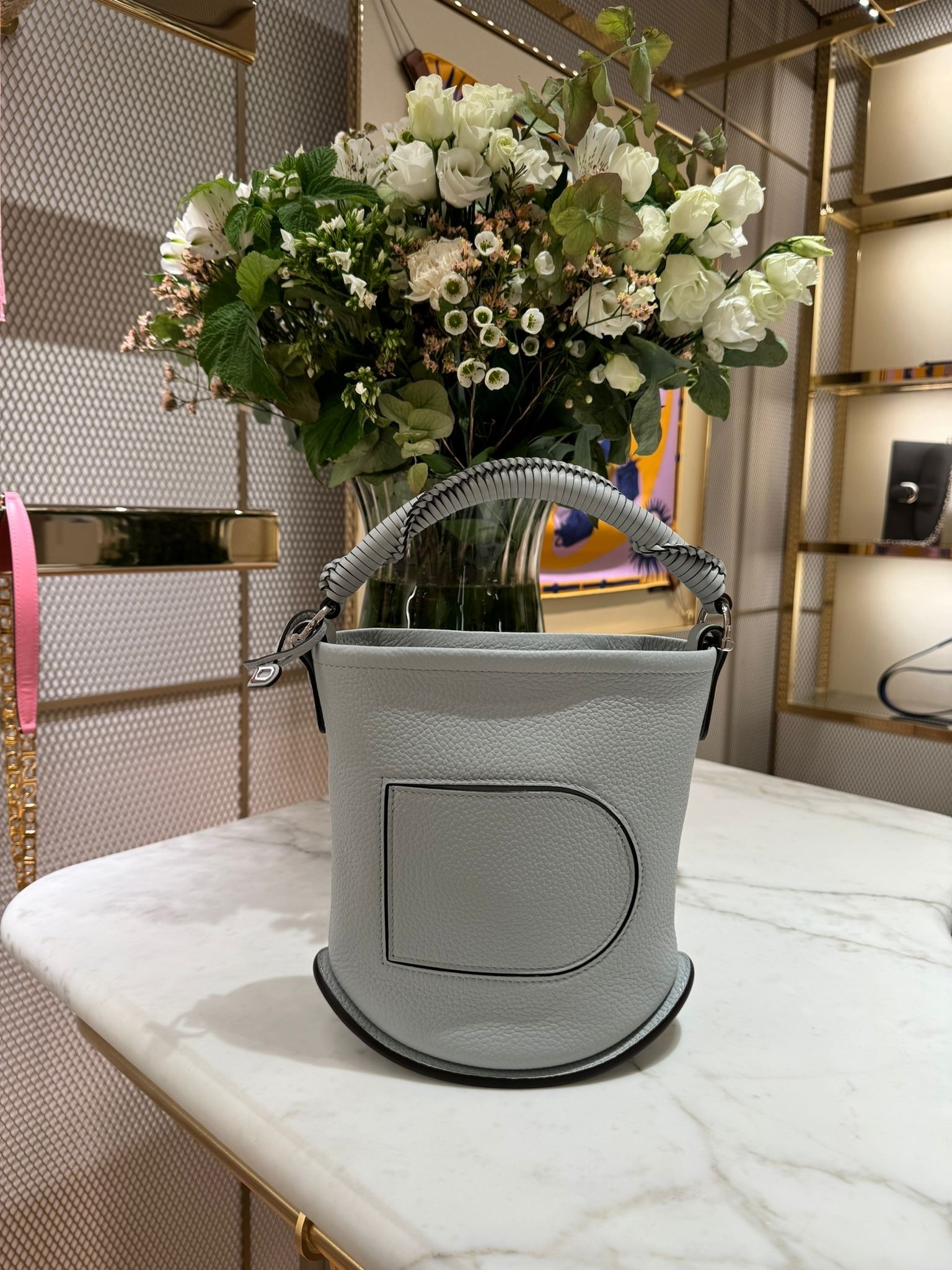 DELVAUX☆PIN MINI ENLACED Taurillon Soft クラウド_パリ発