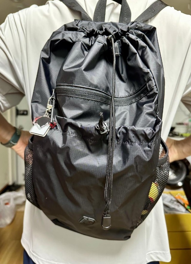 ☆New Balance☆String V1 Backpack 男女兼用 韓国発 ☆New Balance☆String V1 Backpack 男女兼用 韓国発