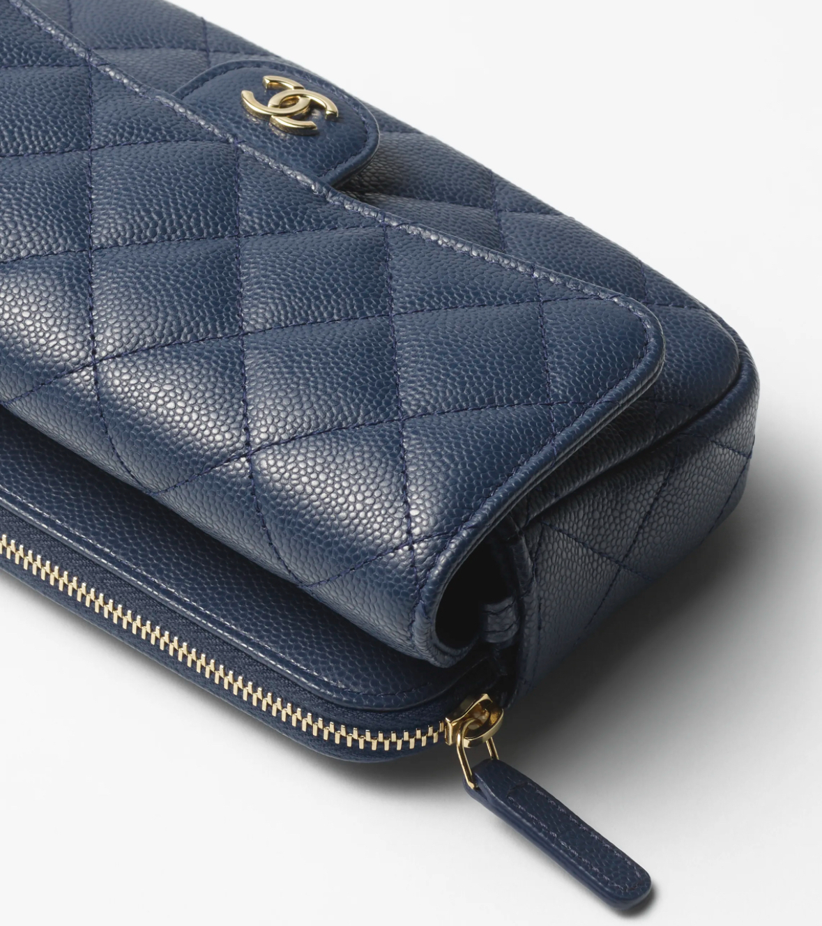 《24B》コンパクトで使いやすい♪【CHANEL】フォン ケース
