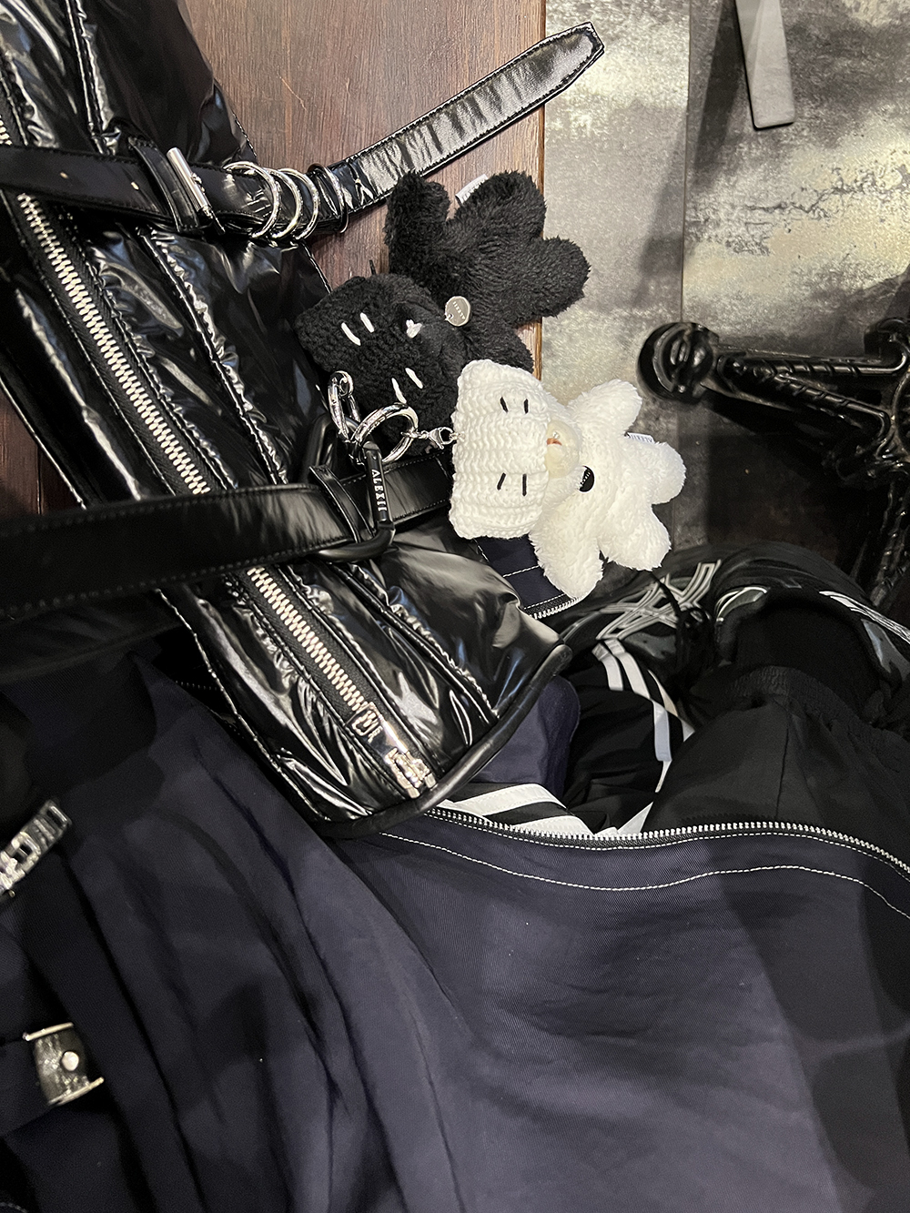 【ALEXII】(韓国人気) YA-ONG BEAR BLACK KEY RING キーホルダー ALEXII】(韓国人気) YA-ONG BEAR BLACK KEY RING キーホルダー