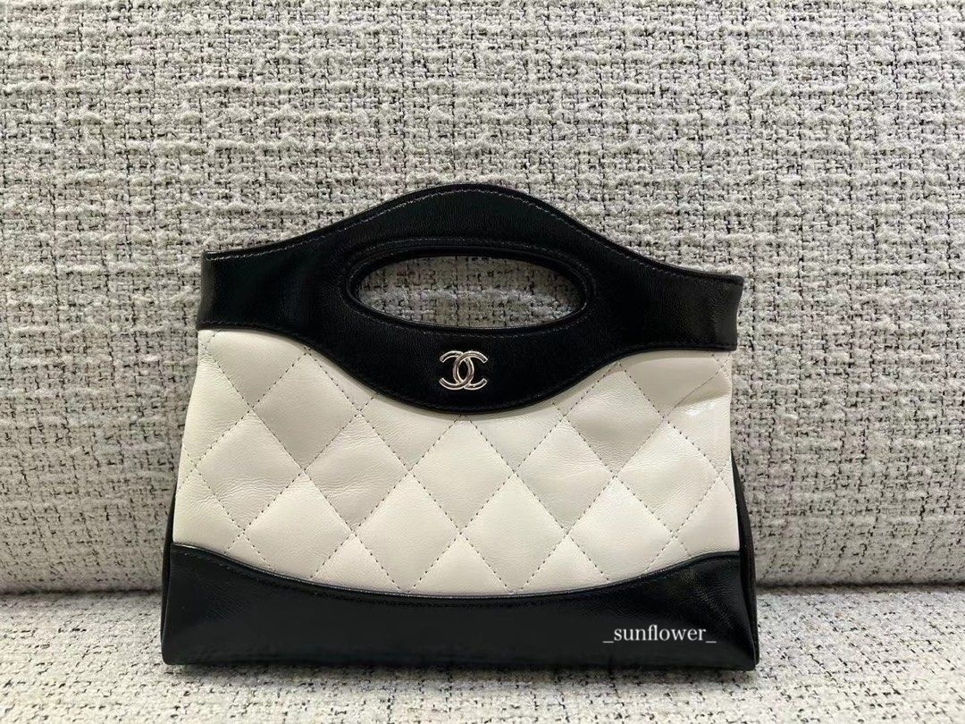 シャネル 24B CHANEL31 ショッピングバッグ ナノ モノクロ