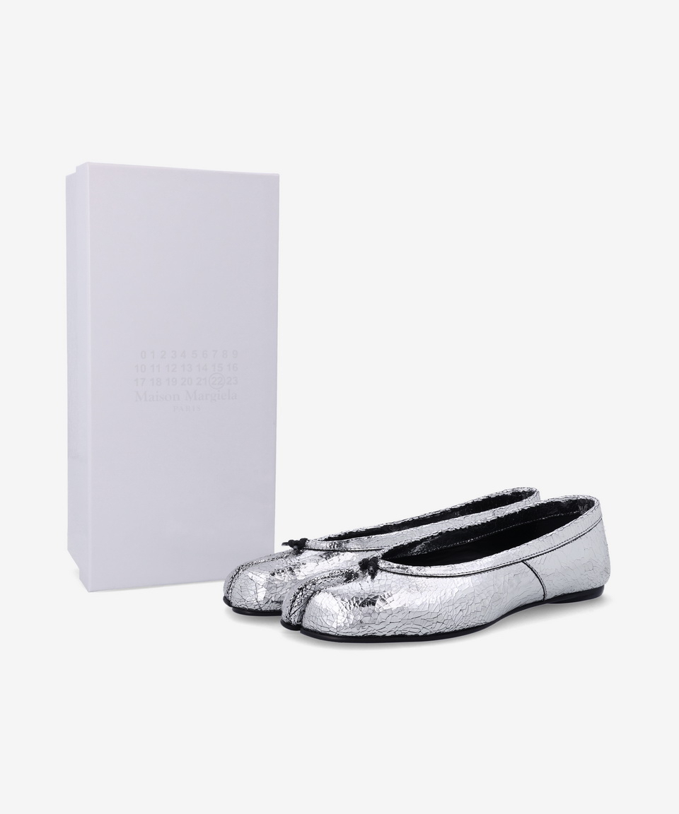 《MAISON MARGIELA》 ニュータビー バレリーナ フラットシューズ