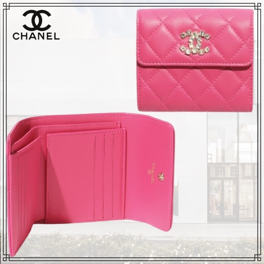 《オシャレ♪》 CHANEL スモール フラップ ウォレット