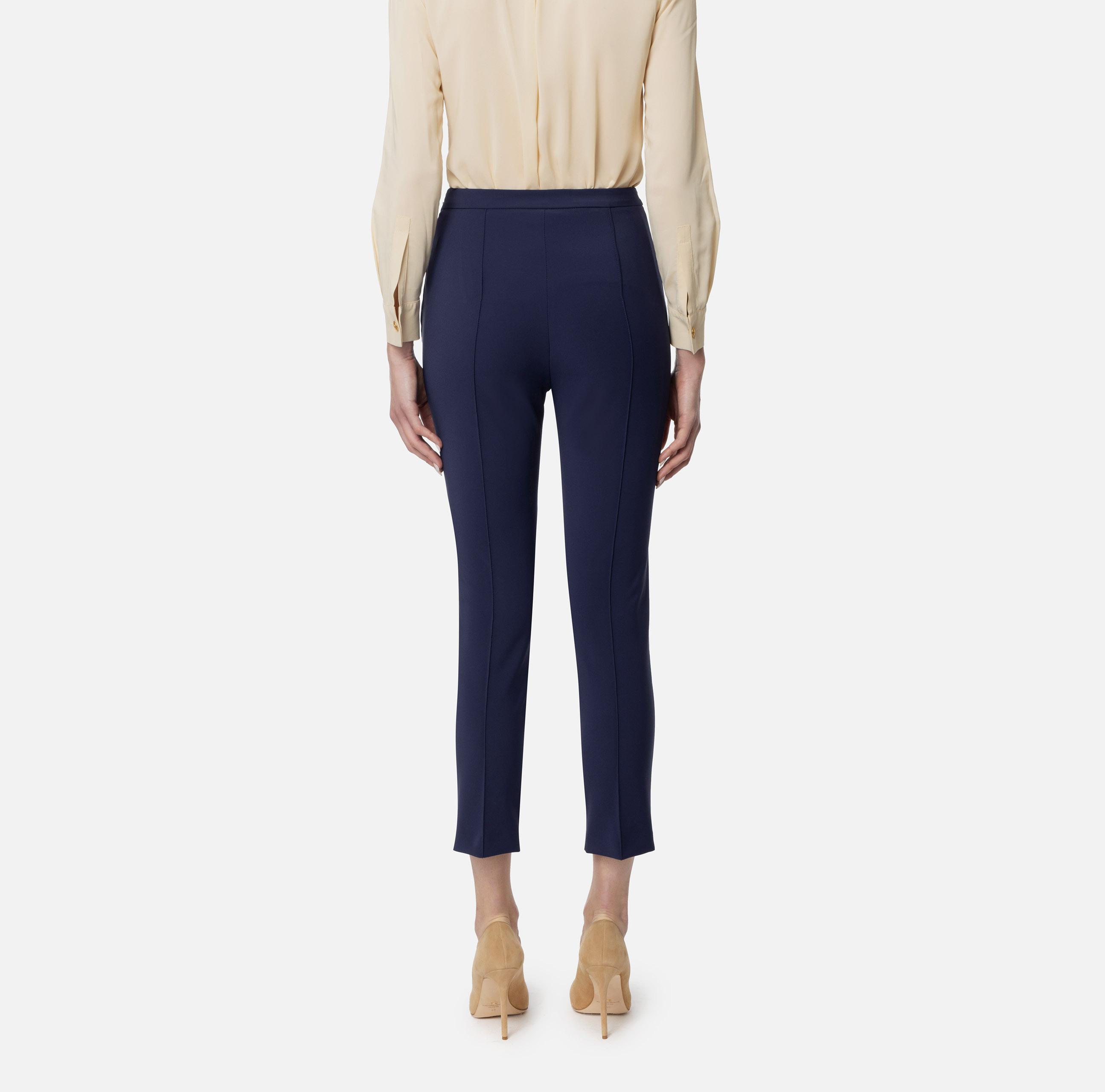 《スタイリッシュな逸品》【ELISABETTA FRANCHI】 パンツ