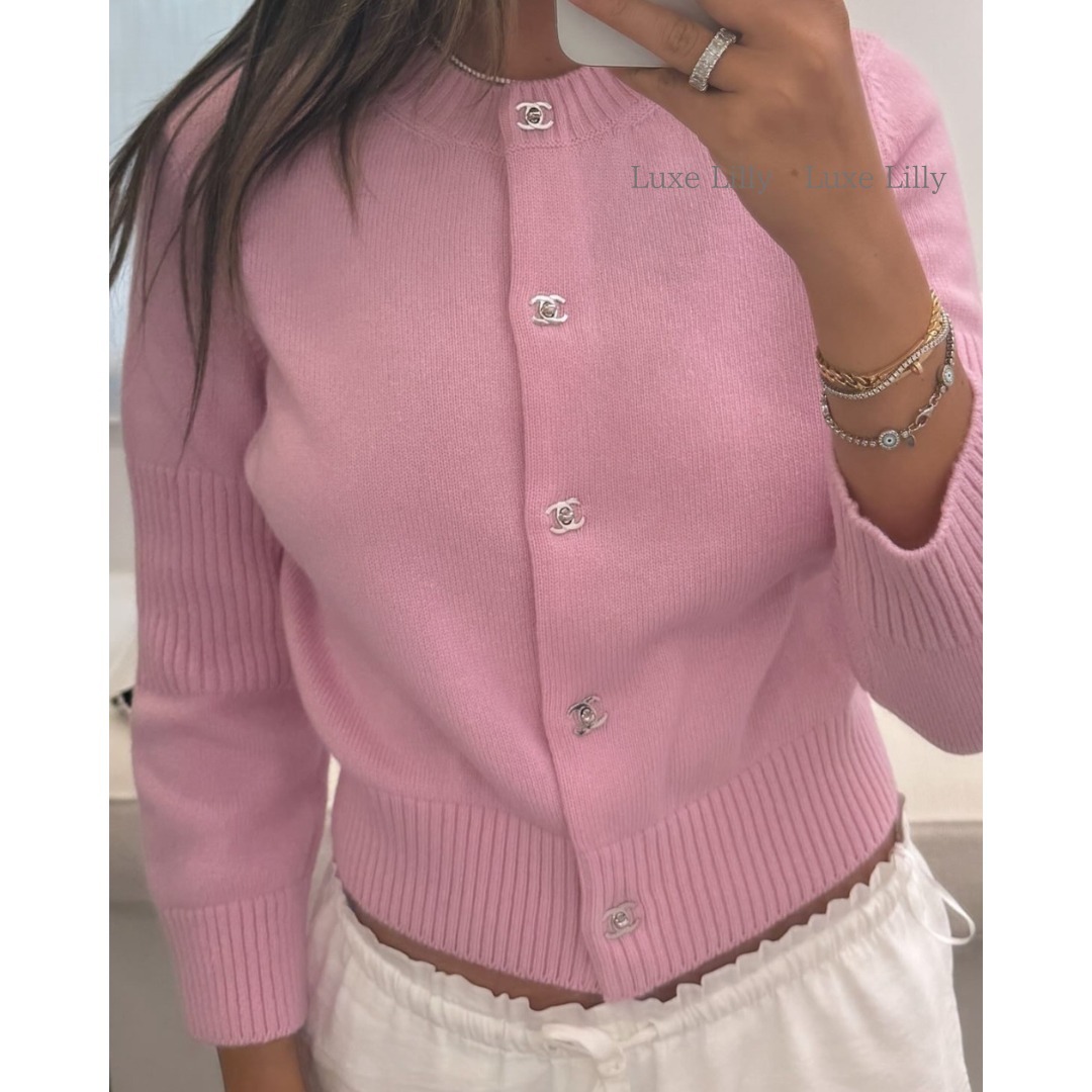 24B◇CCボタンが可愛い♪】CHANEL カーディガン ターンロック